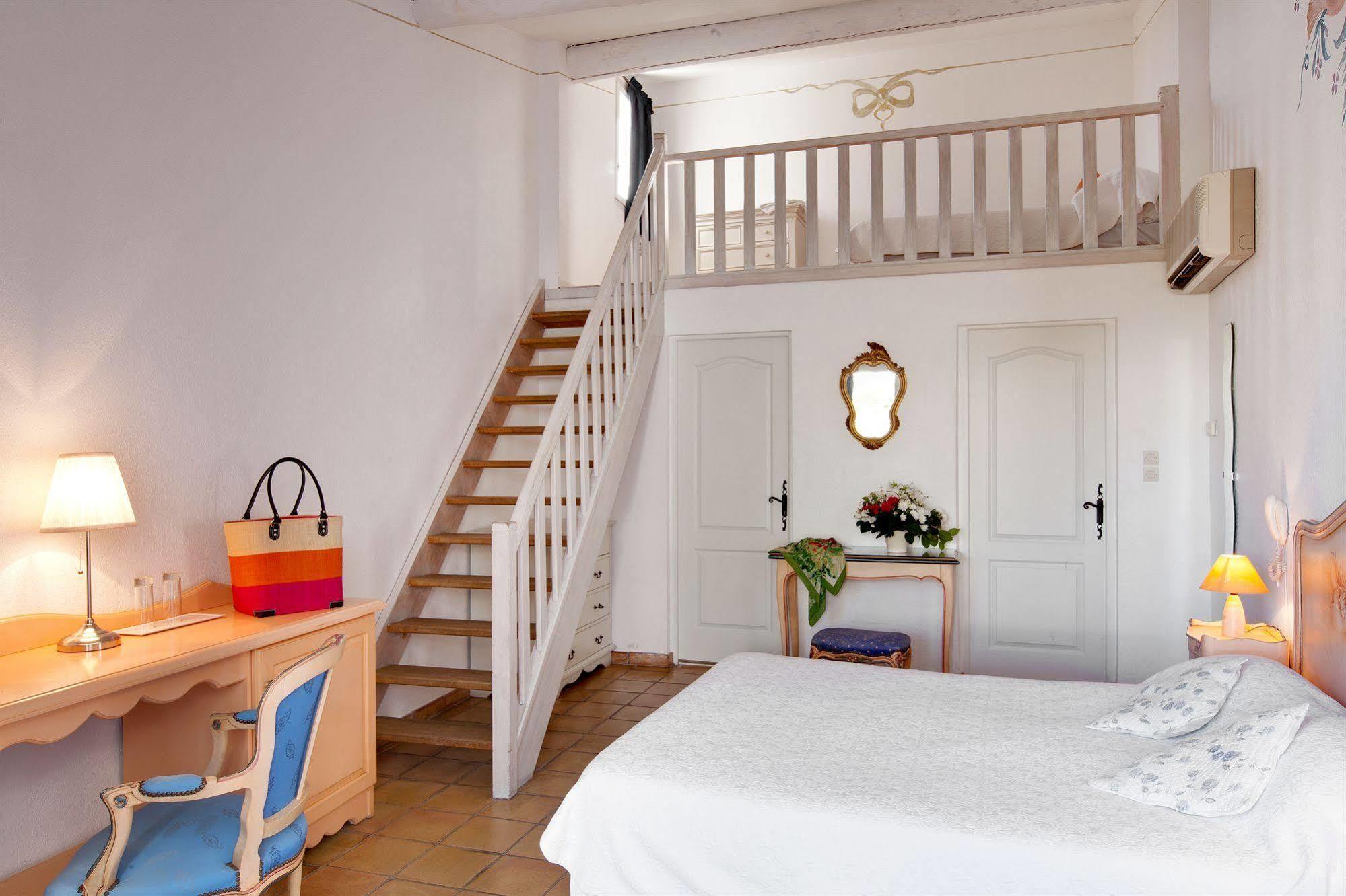 Hotel La Tramontane Saintes-Maries-de-la-Mer Zewnętrze zdjęcie